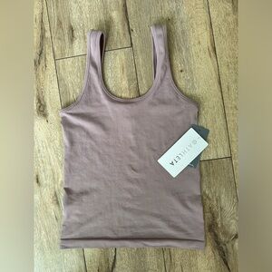 Athleta Renew Seamless Scoop Tank. NWT.